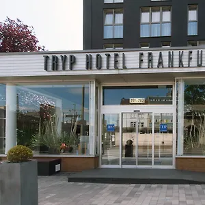 *** Hotel Tryp By Wyndham Frankfurt Deutschland